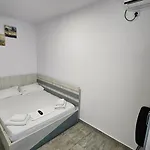 Dumio בית הארחה 3*