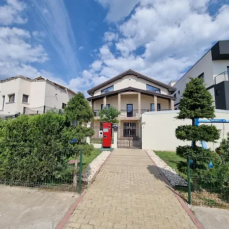 Vila Dumio 3* אפורי נורד