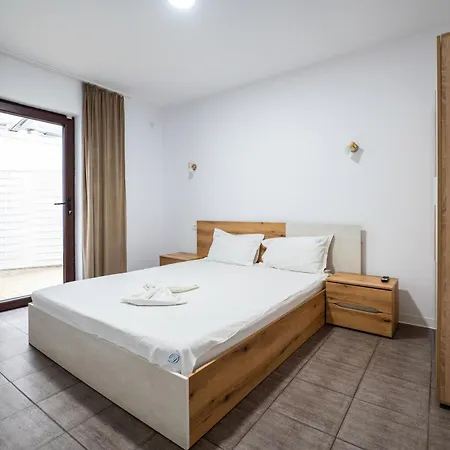 Vila Dumio 3*
